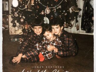 Jonas Brothers – I Need You Christmas