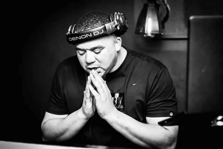 DJ FeezoL – Club Sinergy Mix 15 July DJ FeezoL – Club Sinergy Mix 15 July