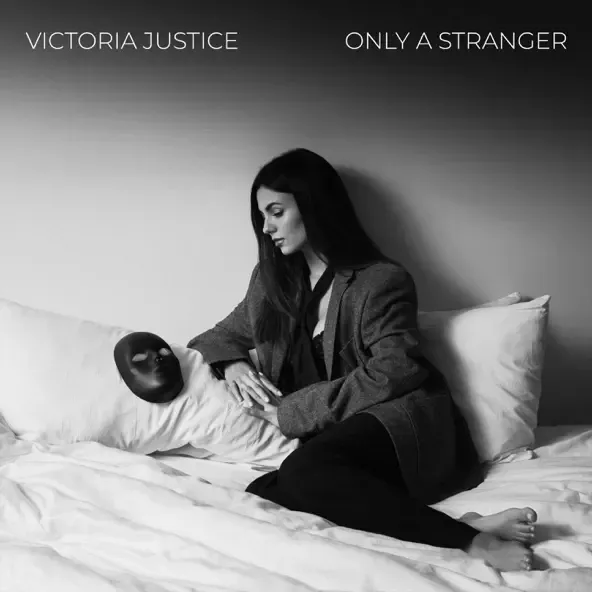 Victoria Justice – Only A Stranger Victoria Justice – Only A Stranger