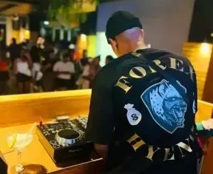 DJ Ace - 2023 Year END (Amapiano Mix) DJ Ace – 2023 Year END (Amapiano Mix)