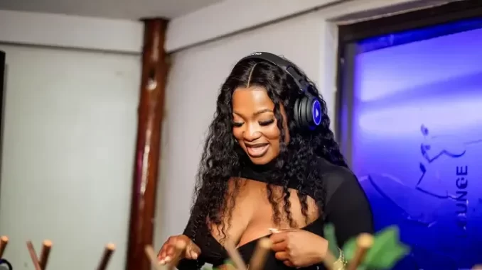 Rosetta D33P Angels In Heaven (Deep House Mix) Rosetta D33P Angels In Heaven (Deep House Mix)