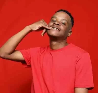 QuayR Musiq, LeeMckrazy & Mali B Flat – Kuhlangene QuayR Musiq, LeeMckrazy & Mali B Flat – Kuhlangene