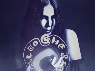 Album: Chelsea Wolfe - She Reaches Out To She Reaches Out To She She Reaches Out To She Reaches Out To She
