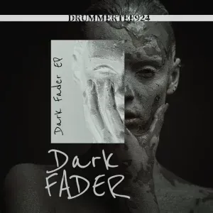 DrummeRTee924 – Dark Fader DrummeRTee924 – Dark Fader