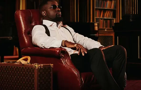 Sarkodie Non Living Thing (feat. Oxlade) Sarkodie Non Living Thing (feat. Oxlade)