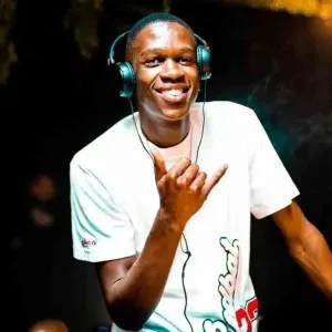 Tsebebe Moroke – Top Dawg Sessions 2.0 Tsebebe Moroke – Top Dawg Sessions 2.0