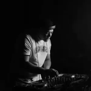 DJ Feezol – Club Haze Derby Afters Set Mix (April 20) DJ Feezol – Club Haze Derby Afters Set Mix (April 20)