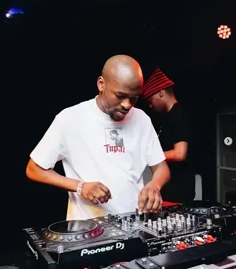 Mr Thela – Buya Nini Ft. Peace Mr Thela – Buya Nini Ft. Peace