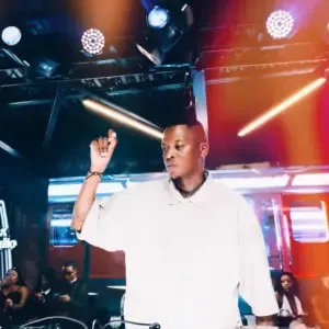 Oscar Mbo – Radio 2000 Deep House Mix (Episode 4) Oscar Mbo – Radio 2000 Deep House Mix (Episode 4)