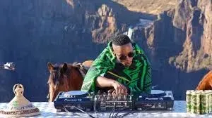 Romeo Makota – Amapiano Mix 09 August (Maletsunyane Falls in Lesotho) Romeo Makota – Amapiano Mix 09 August (Maletsunyane Falls in Lesotho)