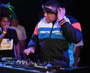 DJ Feezol SA - Club Haze (End of August Mix) DJ Feezol SA – Club Haze (End of August Mix)
