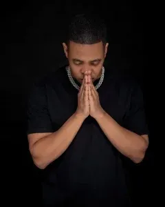 Stakev – Amapiano Mix (Laschem’s Carwash) Stakev – Amapiano Mix (Laschem’s Carwash)