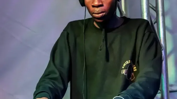 Lowbass Djy & Ndibo Ndibs Summerhouse Sessions (Lejavah Bar & Grill) Lowbass Djy & Ndibo Ndibs Summerhouse Sessions (Lejavah Bar & Grill)