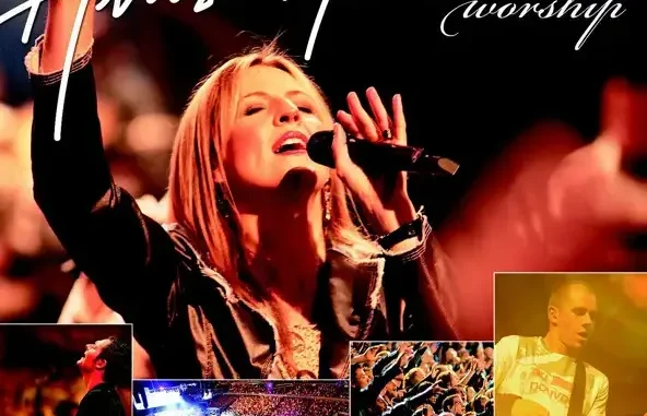 Ultimate Worship The Very Best Live Worship Songs from Hillsong Hillsong Worship Ultimate Worship The Very Best Live Worship Songs from Hillsong Hillsong Worship
