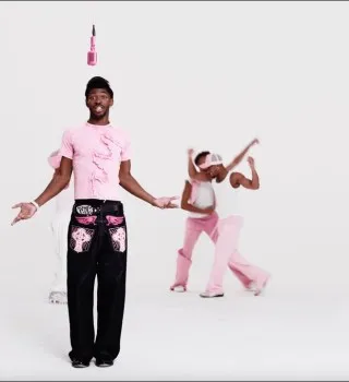Lil Nas X – BIG DUMMY! Lil Nas X – BIG DUMMY!