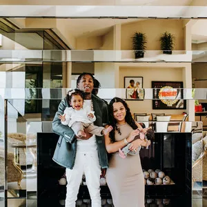 Ma’ I Got A Family (A Gangsta Grillz Special Edition Hosted by DJ Drama) Ma’ I Got A Family (A Gangsta Grillz Special Edition Hosted by DJ Drama)