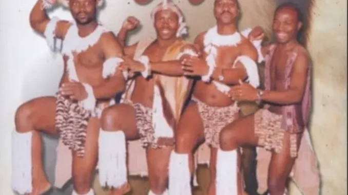 Abagqobhi – Lomhlaba Uyahlaba Abagqobhi – Lomhlaba Uyahlaba