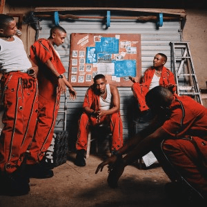 EeQue – Hit A Heist
