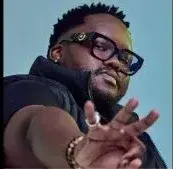 Heavy k — Ungabayeki ft jey Charles Heavy k — Ungabayeki ft jey Charles