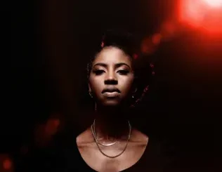 ALBUM: Lyric Jones – Closer Than They Appear Lyric Jones – Closer Than They Appear