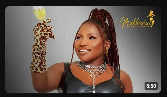 Makhadzi – Never Give Up Ft. Dr Skaro Makhadzi – Never Give Up Ft. Dr Skaro