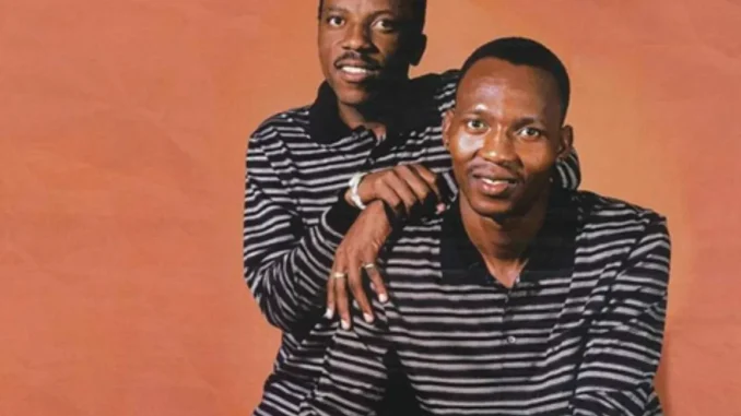 Amashayina Amahle – Ngehlelwe Isisindo Amashayina Amahle – Ngehlelwe Isisindo