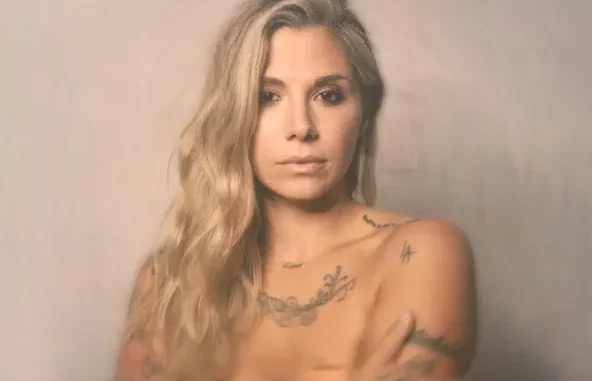 Christina Perri – your words in my head, knives in my heart (it's complicated) Christina Perri – your words in my head, knives in my heart (it's complicated)