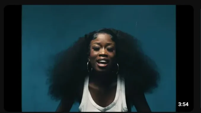 Piano City – Amalanga ft Kelvin Momo, Thatohatsi, Tracy & Pyy Log Drum King